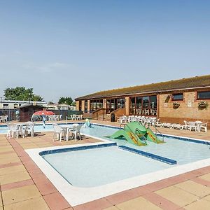 Riverside Caravan Holiday Park